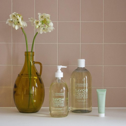 Compagnie de Provence Savon de Marseille Extra Pure Liquid Soap - Sweet Jasmine, Moisturizing Hand and Body Wash, 33.8 fl oz Plastic Bottle Refill