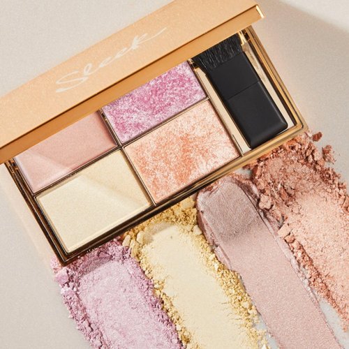 Sleek MakeUP Highlighting Palette, Four Dazzling Shades for a Supercharged Glow, Long Lasting and Lightweight, Intense Colour, Solstice