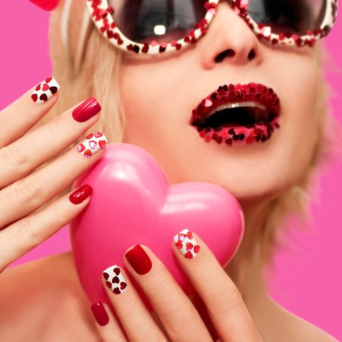 20 Gram Valentine Heart Nail Glitter Sequins Laser Heart Stickers 3D Shiny Sweet Love Decals for Valentine's Day Manicure Nail DIY Decoration Face Body Make Up Resin