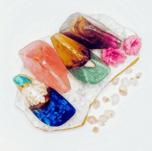 Earth & Home Rock Soap - Soap Rocks - Gemstone Soaps with Real Crystals inside – Decorative Crystal Soap with Natural Fragrance- Moisturizing & Scented Soap Gift for Women