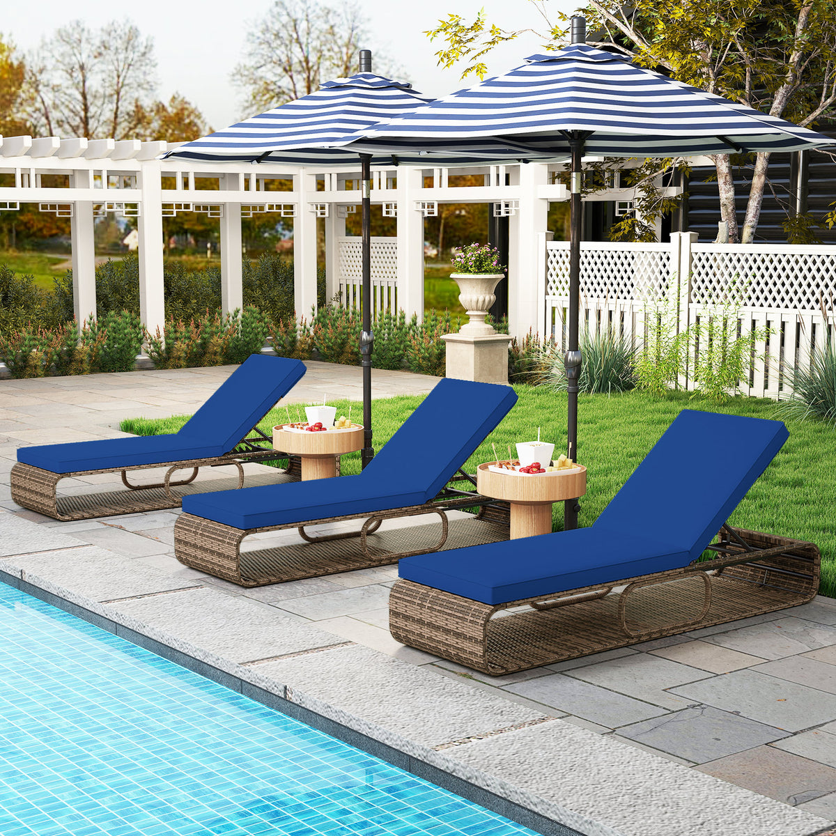 7-Position Adjustable PE Rattan Outdoor Chaise Lounge - Navy