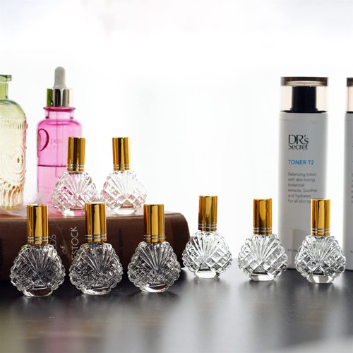 YU FENG 12pcs 15ml Glass Bottle Perfume Atomizer Refillable Spray Empty Perfume Bottle with Funnels Pipettes Dispenser for Perfume,Fragrance,Lotion,Essential Oil