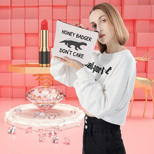 LEVLO Funny Badger Lovers Gifts Badger Don't Care Makeup Bags Wild Animals Travel Case(Badger Don't Care)