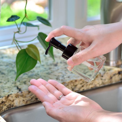 Youngever 5 Pack 4 Ounce Plastic Pump Bottles, Square Refillable Plastic Pump Bottles for Dispensing Lotions, Liquid Soap (Clear with Black Pump)