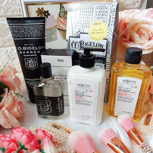 C.O. Bigelow Apothecary Duo Bodycare Gift Set, Lemon Body Wash & Body Lotion, Liquid Soap & Moisturizing Lotion, Set of 2, 10 Fl Oz