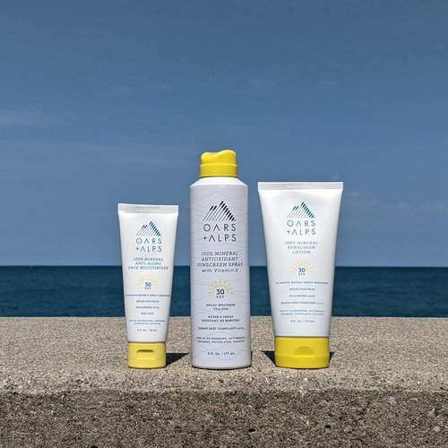 Oars + Alps Sunscreen Spray for Face & Body, SPF 30 Spray Sunscreen Infused with Vitamin E & Antioxidants, Water & Sweat Resistant, All Skin Types, Lightweight, Hydrating, 6oz, 2pk