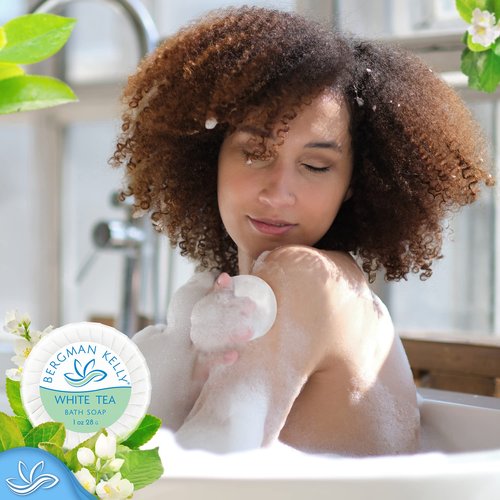 BERGMAN KELLY Round Soap Bars, 2in1 Shampoo & Conditioner 2-Piece Set (White Tea, 1 oz each, 100 pc), Delight Your Guests with Revitalizing & Refreshing Sanitary Toiletries & Hotel Amenities