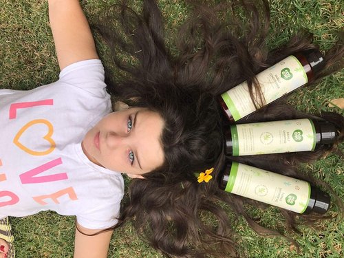 ecoLove - Natural Shampoo, Conditioner & Moisturizing Body Wash - With Organic Cucumber Extract - No SLS or Parabens - Safe for Kids 6 Months and Older - Vegan and Cruelty-Free