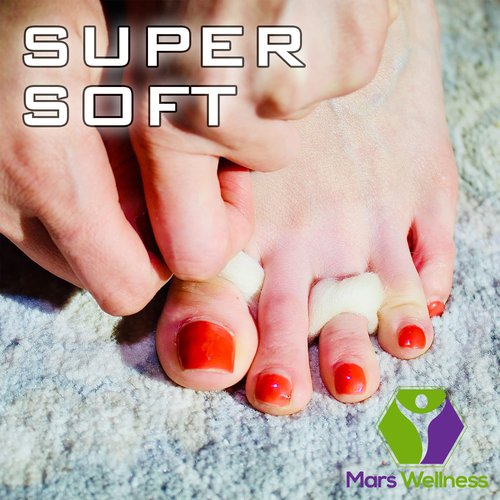 Lambs Wool for Feet Super Soft Cushioning and Toe Seperator - 3/8 oz - Lambs Wool for Toes for Hiking, Dance, Walking and Running - 4 Pack
