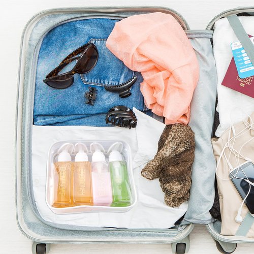 Hethyo Travel Bottles 4 Pack 3.7oz/110ml Travel Shampoo And Conditioner Bottles Empty Plastic Pump Bottle Dispenser Travel Size containers travel essentials