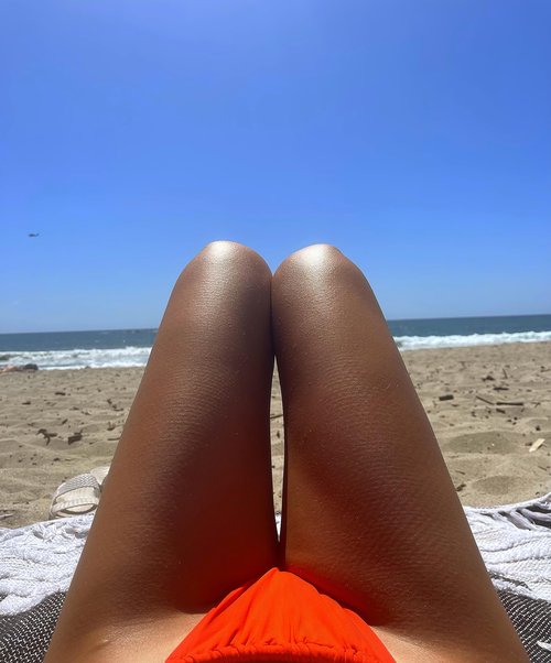 OroCarrot Maximum Brown Tanning Gel: Added Peptide, Carrot & Olive Oil (MANGO)