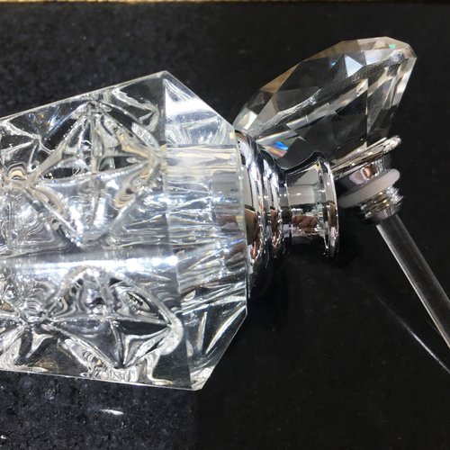 H&D Clear Carved Empty Refillable Perfume Bottle