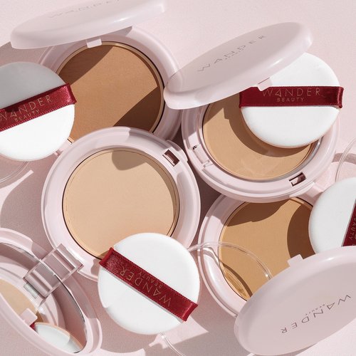Wander Beauty Wanderlust Powder Foundation - Medium - Blurs and Evens Skin Tone - Perfects and Hydrates With Hyaluronic Acid, Aloe, Honeysuckle, & Vitamin E - Lightweight, Buildable Coverage - 0.31 oz