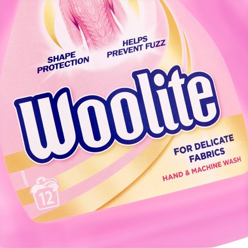 Reckitts Woolite Hand Wash 750ml