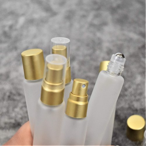 6-Pack Frosted Clear Glass Bottles with Dual Ends – Sprayer & Roller Tops – Leakproof, Quality Essential Oil & Perfume Bottles with Elegant Gold Accents – Refillable Custom Blend Containers