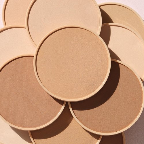 Wander Beauty Wanderlust Powder Foundation - Medium - Blurs and Evens Skin Tone - Perfects and Hydrates With Hyaluronic Acid, Aloe, Honeysuckle, & Vitamin E - Lightweight, Buildable Coverage - 0.31 oz