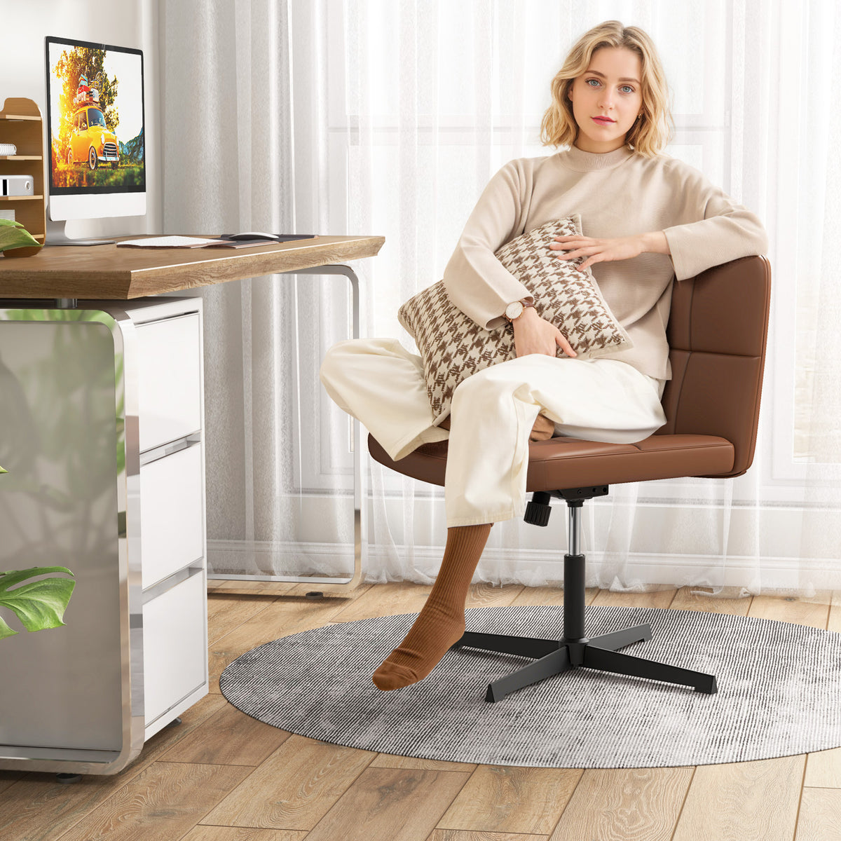 PU Leather Upholstered Cross-legged Office Chair with Oversized