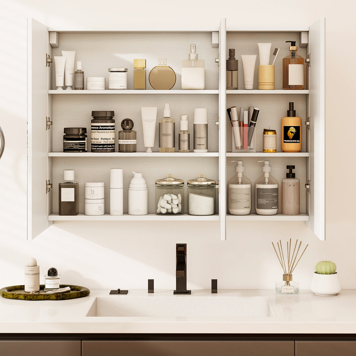 3-Door Mirrored Bathroom Cabinet, Recessed Mount – Frameless